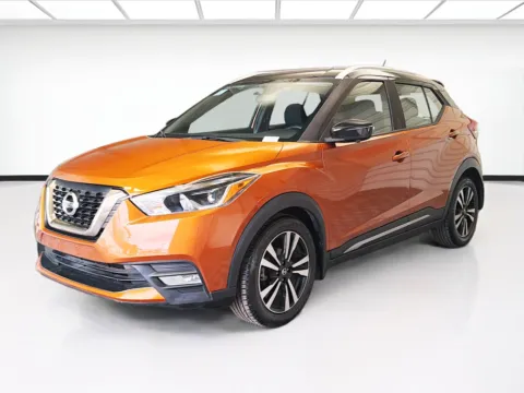 Orange 2019 Nissan Kicks SR for sale in Montclair, CA