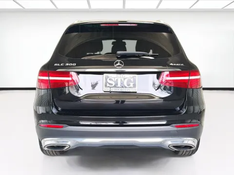 More photos of 2019 Mercedes-Benz GLC 300 4MATIC w/Designo Nappa Leather Package at KarGenie, CA