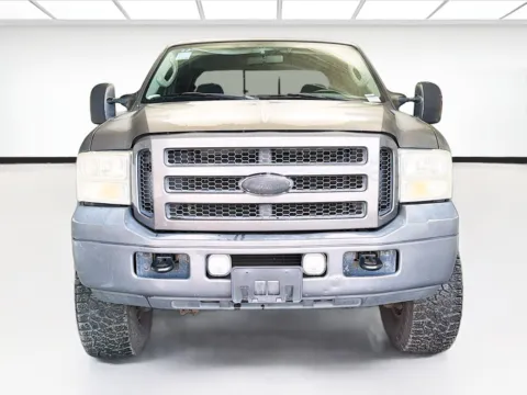 Photos of 2006 Ford Super Duty F-250 for sale in Montclair, CA at KarGenie