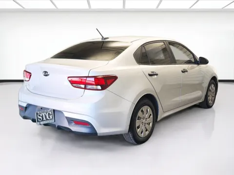 More photos of 2018 Kia Rio LX at KarGenie, CA