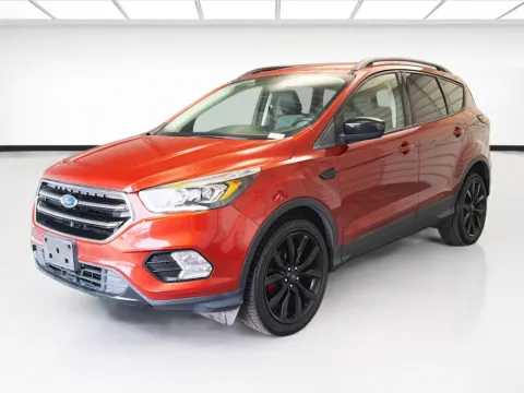 Orange 2019 Ford Escape SE for sale in Montclair, CA