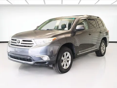Gray 2012 Toyota Highlander SE for sale in Montclair, CA