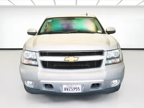 Photos of 2013 Chevrolet Suburban LT for sale in Montclair, CA at KarGenie