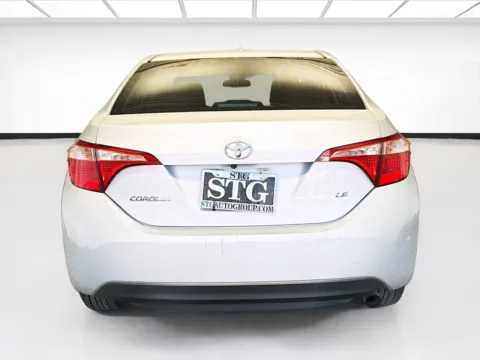 More photos of 2018 Toyota Corolla LE at KarGenie, CA