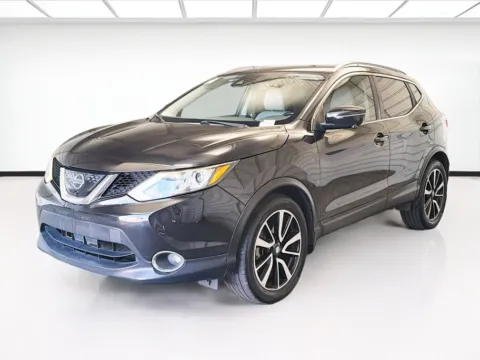 Black 2017 Nissan Rogue Sport SL for sale in Montclair, CA
