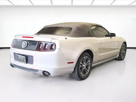 More photos of 2014 Ford Mustang V6 Premium at KarGenie, CA