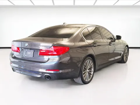 More photos of 2018 BMW 5 Series 530i at KarGenie, CA