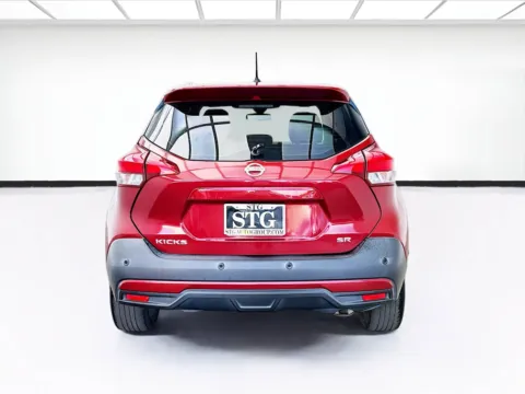 More photos of 2020 Nissan Kicks SR at KarGenie, CA