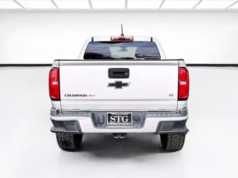 More photos of 2018 Chevrolet Colorado 2WD LT at KarGenie, CA