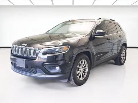 Black 2019 Jeep Cherokee Latitude Plus for sale in Fontana, CA