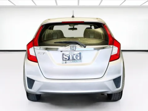 More photos of 2016 Honda Fit EX at KarGenie, CA