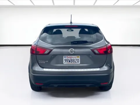More photos of 2019 Nissan Rogue Sport S at KarGenie, CA