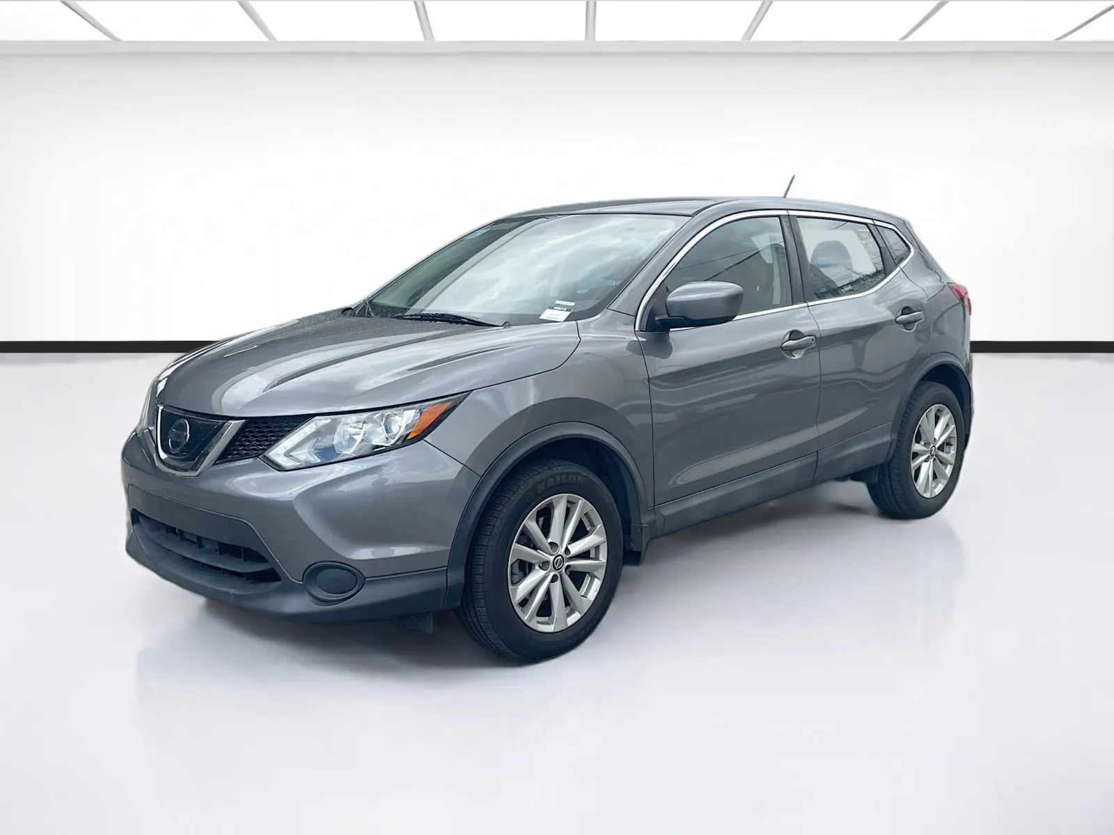 2019 Nissan Rogue Sport S FWD's photo