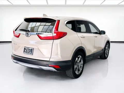 More photos of 2017 Honda CR-V EX at KarGenie, CA