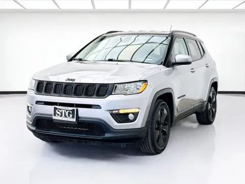 Silver 2019 Jeep Compass Altitude for sale in Fontana, CA