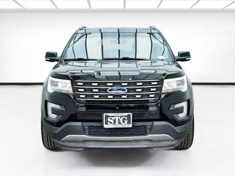 Photos of 2017 Ford Explorer Limited for sale in Fontana, CA at KarGenie