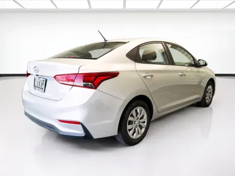 More photos of 2019 Hyundai Accent SE at KarGenie, CA