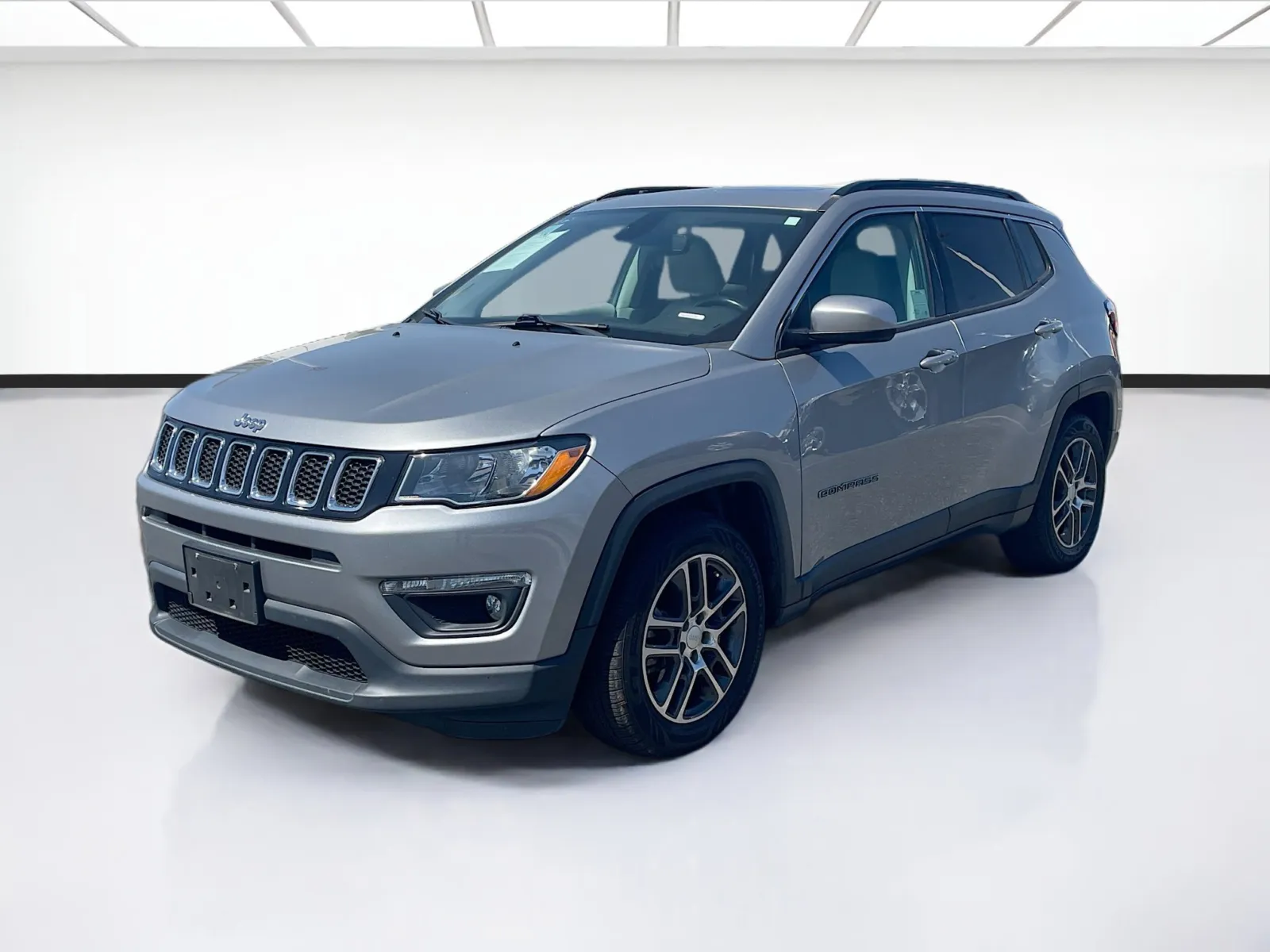 2019 Jeep Compass Sun & Wheel's photo