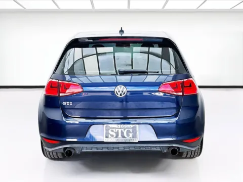 More photos of 2016 Volkswagen Golf GTI S at KarGenie, CA