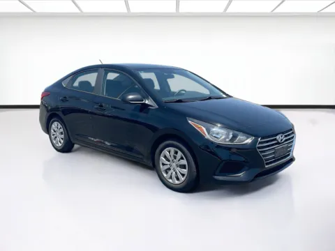 Another view of 2020 Hyundai Accent SE for sale in Fontana, CA at KarGenie