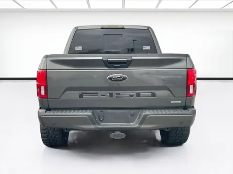 More photos of 2018 Ford F-150 XLT at KarGenie, CA