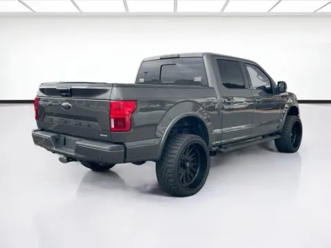 More photos of 2018 Ford F-150 XLT at KarGenie, CA