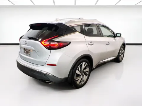 More photos of 2019 Nissan Murano SL at KarGenie, CA