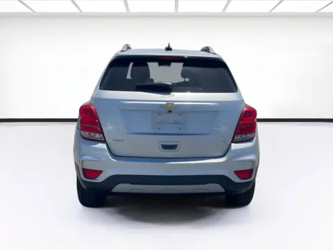 More photos of 2018 Chevrolet Trax LT at KarGenie, CA