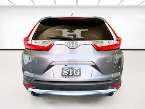 More photos of 2017 Honda CR-V Touring at KarGenie, CA