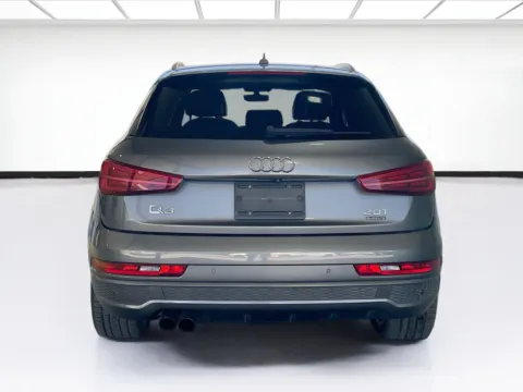 More photos of 2016 Audi Q3 Prestige at KarGenie, CA