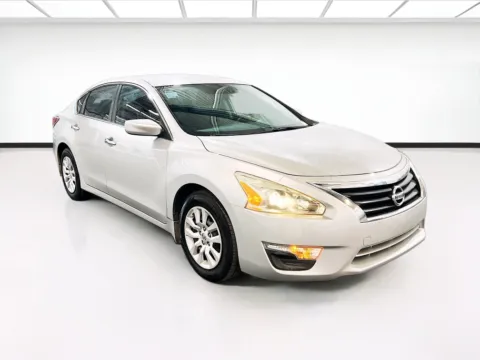 Another view of 2015 Nissan Altima 2.5 S for sale in Fontana, CA at KarGenie