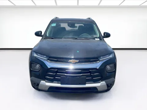 Photos of 2023 Chevrolet Trailblazer LT for sale in Fontana, CA at KarGenie