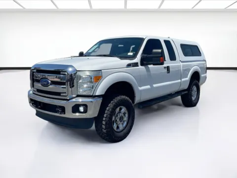 White 2014 Ford Super Duty F-250 SRW XLT for sale in Fontana, CA