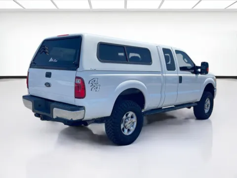 More photos of 2014 Ford Super Duty F-250 SRW XLT at KarGenie, CA