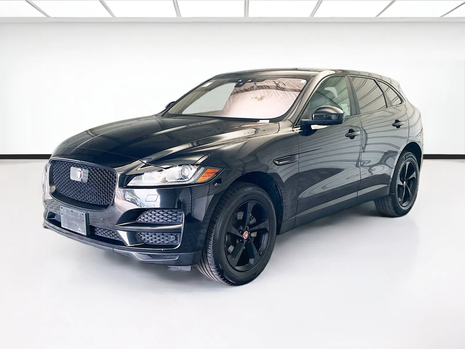 2020 Jaguar F-PACE 25t Prestige AWD's photo