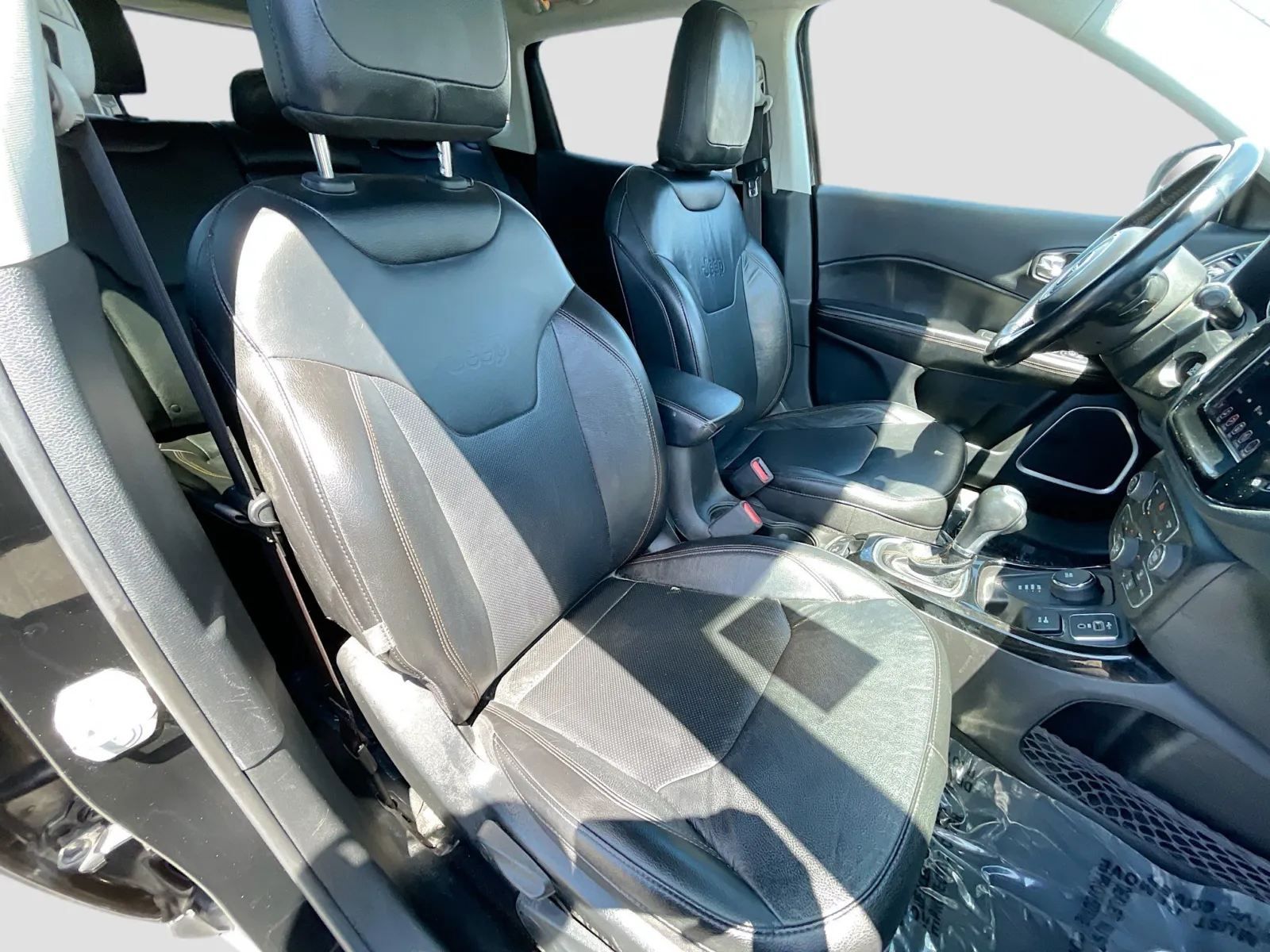Jeep Compass photo 16
