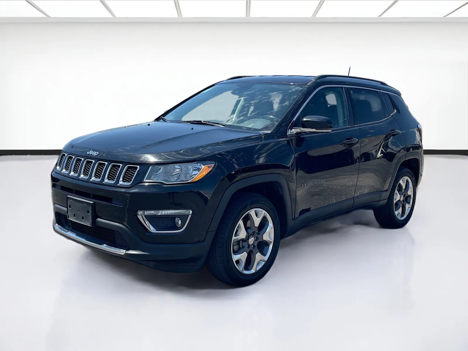 Black 2021 Jeep Compass Limited for sale in Fontana, CA