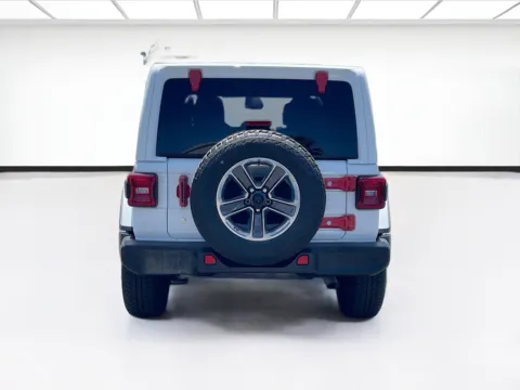 More photos of 2019 Jeep Wrangler Unlimited Sahara at KarGenie, CA