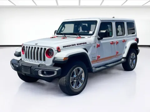 White 2019 Jeep Wrangler Unlimited Sahara for sale in Fontana, CA