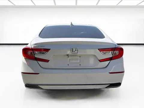 More photos of 2020 Honda Accord Sedan LX at KarGenie, CA