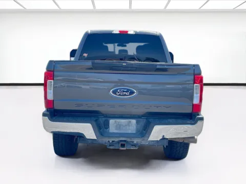 More photos of 2019 Ford Super Duty F-250 SRW XLT at KarGenie, CA