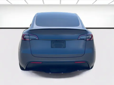 More photos of 2023 Tesla Model Y Performance at KarGenie, CA
