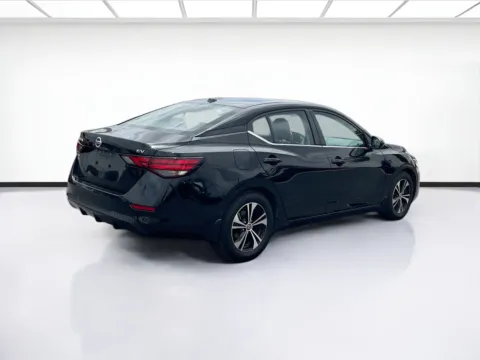 More photos of 2022 Nissan Sentra SV at KarGenie, CA