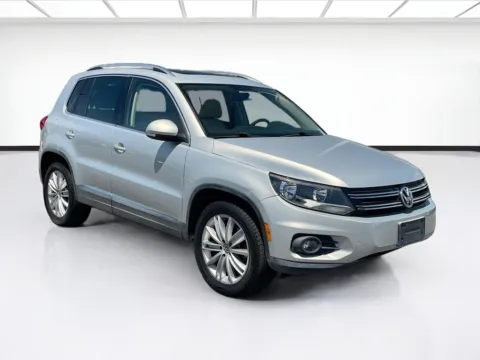 Another view of 2013 Volkswagen Tiguan SE for sale in Fontana, CA at KarGenie