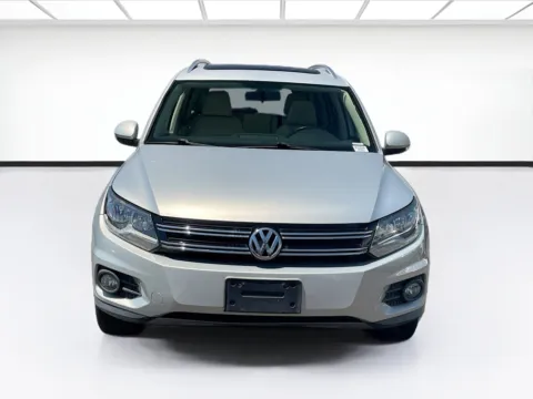 Photos of 2013 Volkswagen Tiguan SE for sale in Fontana, CA at KarGenie