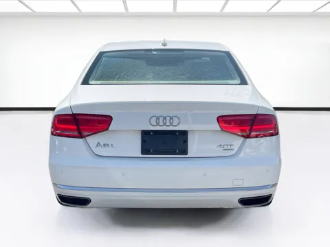 More photos of 2014 Audi A8 L 4.0T at KarGenie, CA
