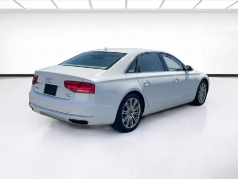 More photos of 2014 Audi A8 L 4.0T at KarGenie, CA