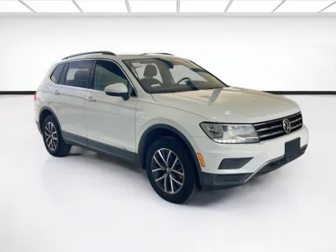 Another view of 2020 Volkswagen Tiguan SE for sale in Fontana, CA at KarGenie