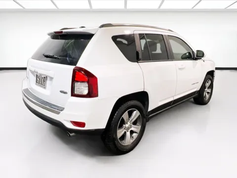More photos of 2017 Jeep Compass High Altitude at KarGenie, CA
