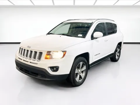 White 2017 Jeep Compass High Altitude for sale in Fontana, CA